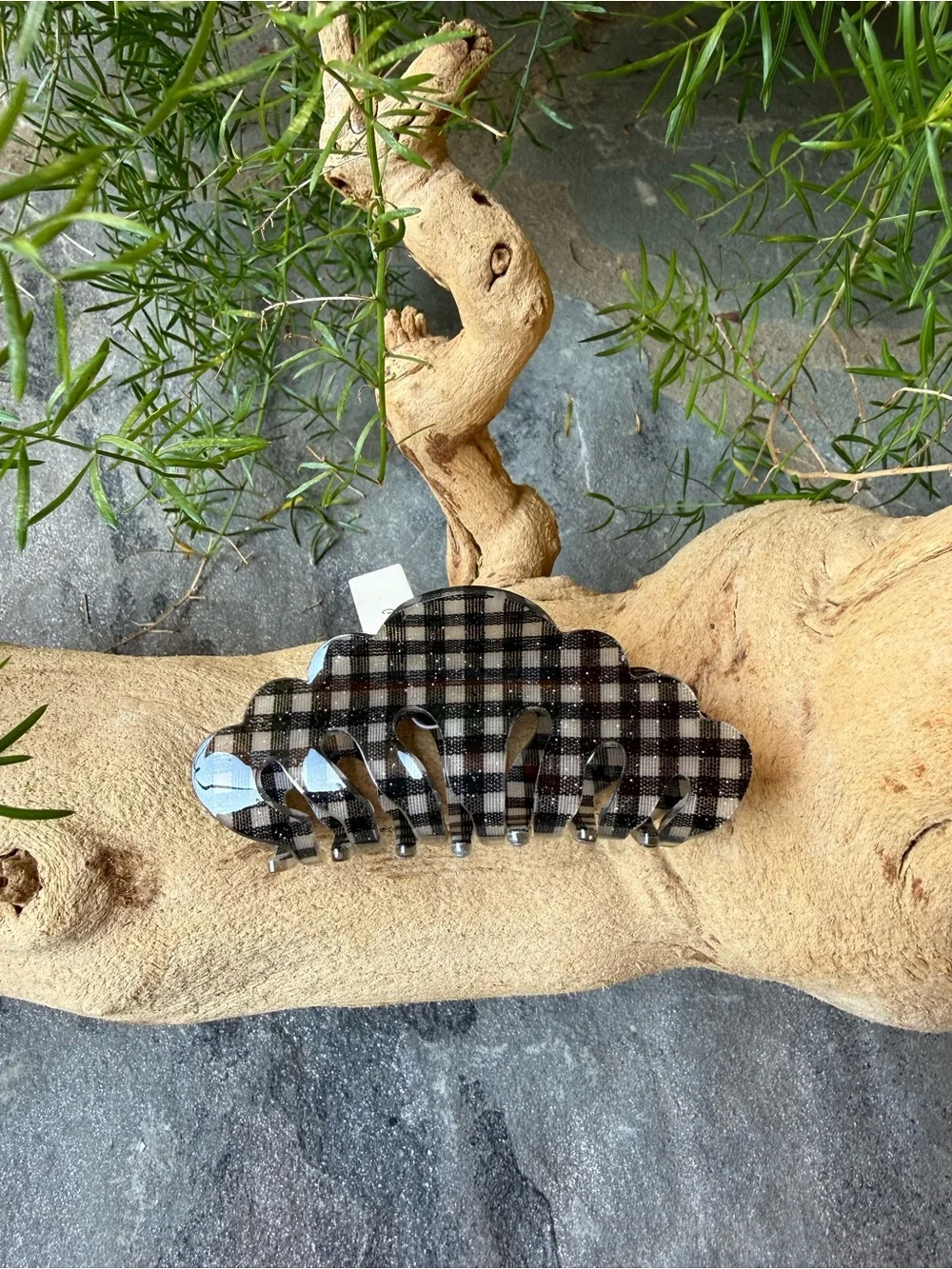 New🌟Free People-Black & White Plaid Scallop Hair Claw Clip